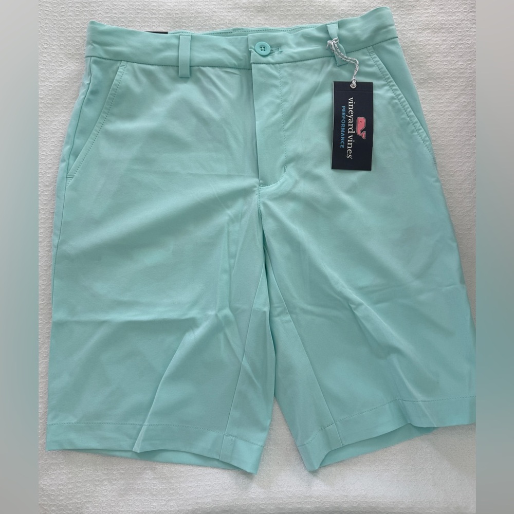 Vineyard Vines boys Aqua Caicos blue Performance Shorts size 14 nwt